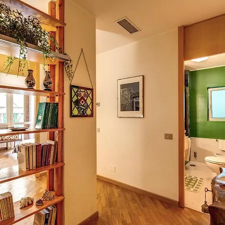 Terrazza Piccolomini: Elegant Stunning View Over Rome/st Peter's Dome Appartement