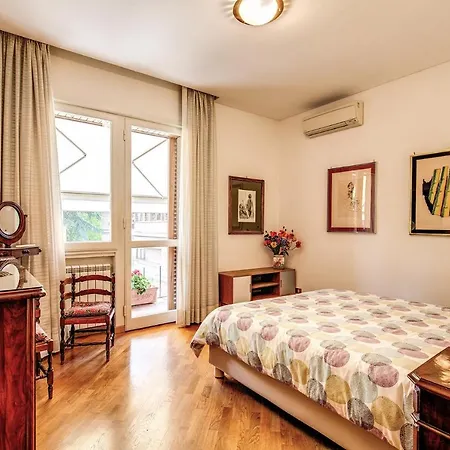 Apartment Terrazza Piccolomini: Elegant Stunning View Over Rome/st Peter's Dome *